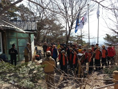 3월24일(화) 민,관 합동 선인 낙석제거 작업