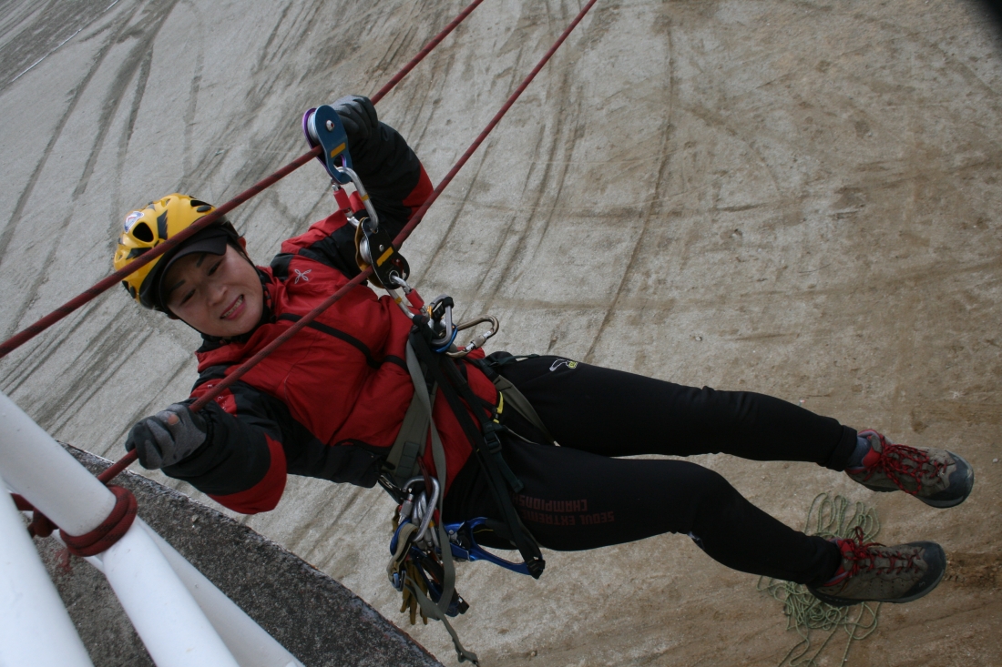 티롤라인 신경복1.jpg